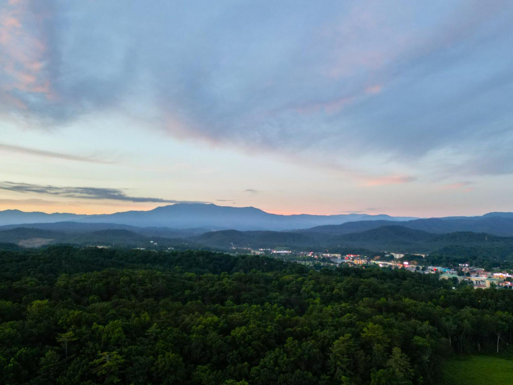 Staybridge Suites Pigeon Forge - Smoky Mtns By Ihg Ngoại thất bức ảnh